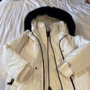 1 Madison Expedition Down coat